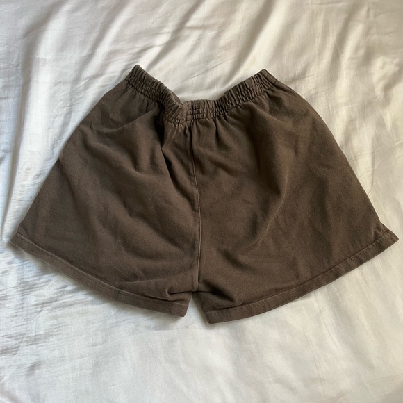 Brandy Melville | Shorts | Brandy Brown 